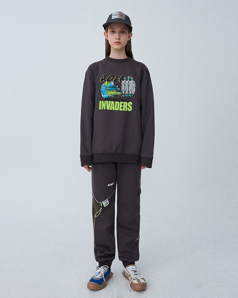 ADER ERROR아더에러]Invaders sweatshirt Charcoal